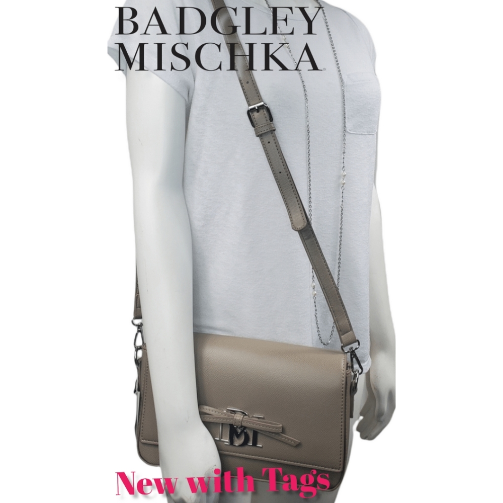 NEW Badgley Mischka Taupe Crossbody Vegan Leather Handbag with Bow and monogram.